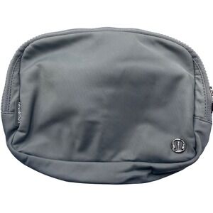 Lululemon‎ Everywhere Belt Bag Nylon Gray Adjustable Strap Small Fanny Pack